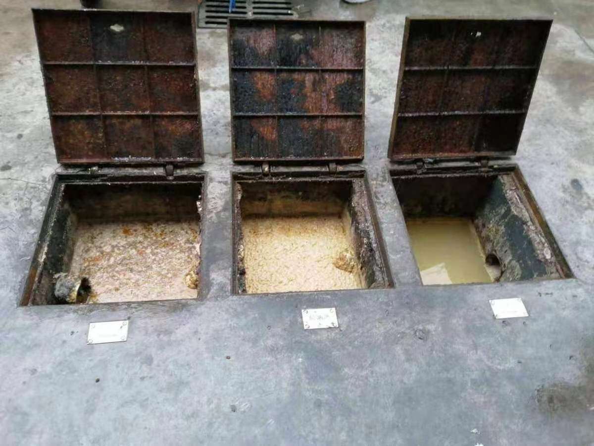 永安坝街道清理隔油池-污水池清掏